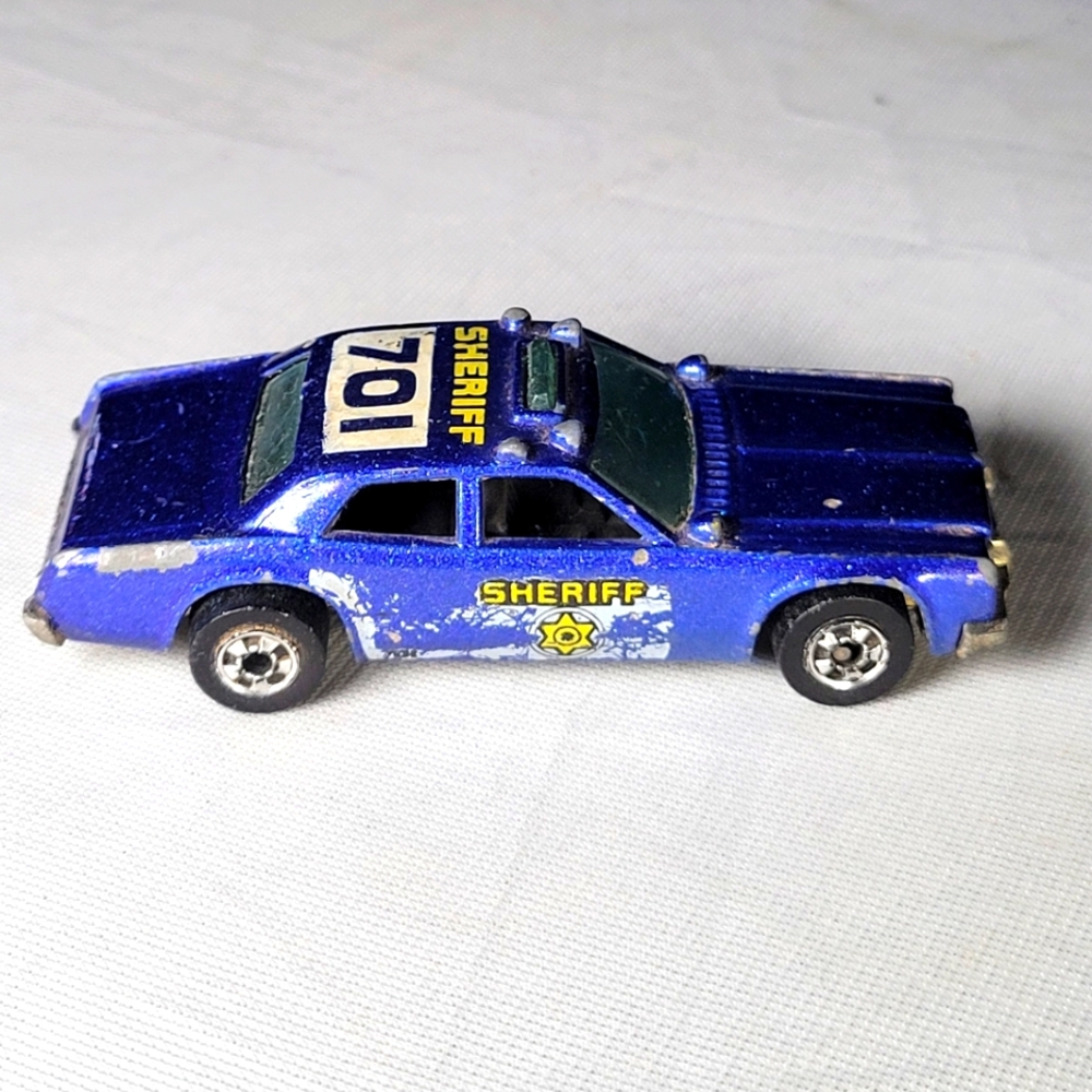 RARE VINTAGE HOT WHEELS SHERIFF CAR - 1977